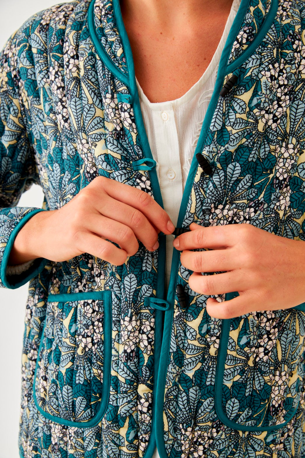 CHAQUETA ACOLCHADA ESTAMPADO BOTÁNICO - BLUE