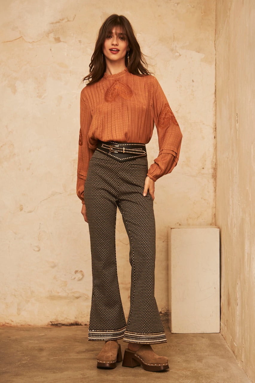 PLAIN LONG-SLEEVED BLOUSE WITH MATCHING EMBROIDERY - OCHRE