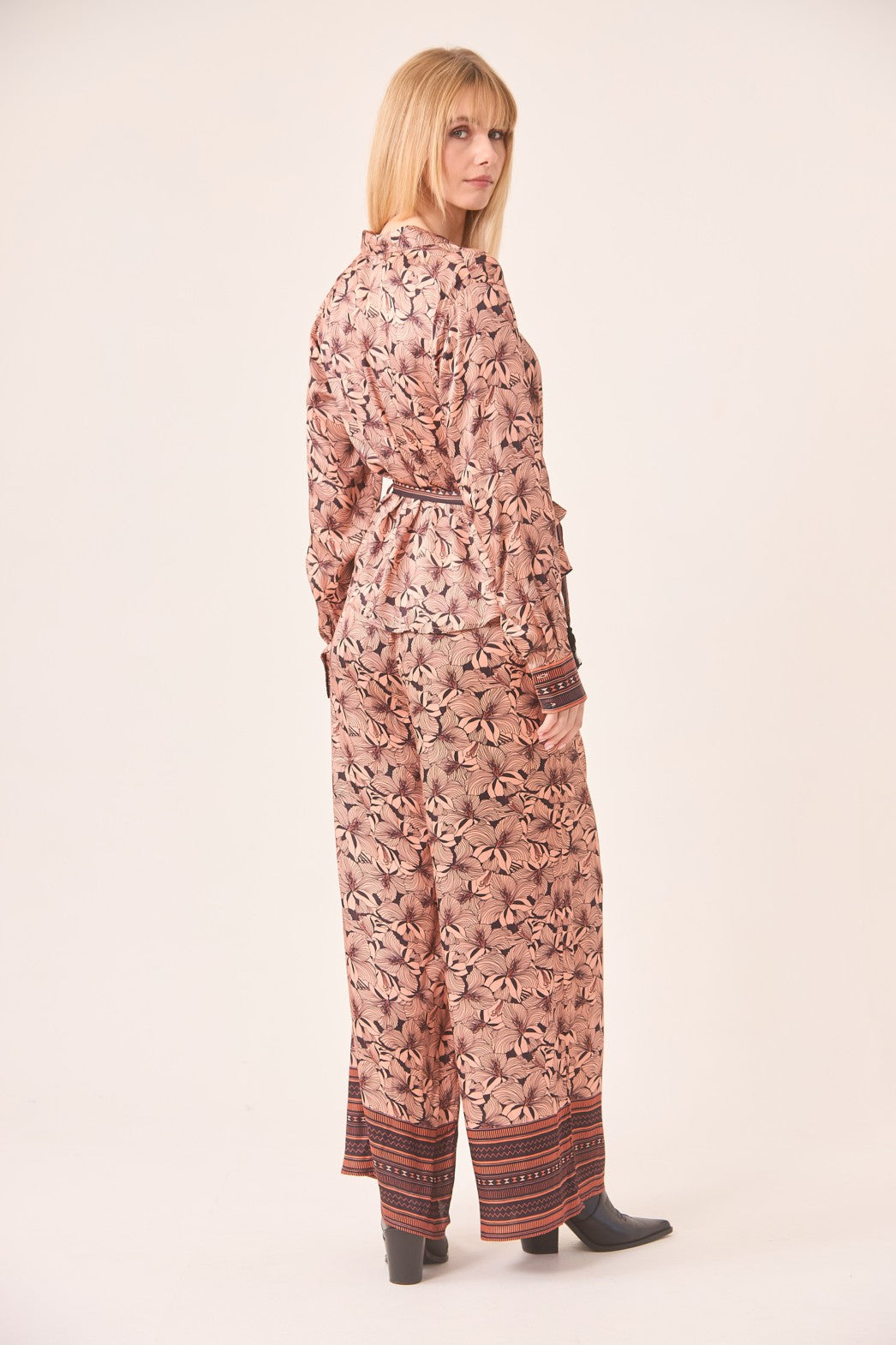 BLUSA CAMISERA FLORAL ANUDADO - PEACH