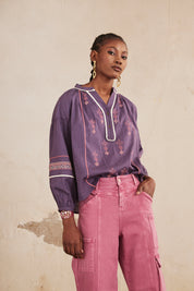 BLUSA MANGA LARGA LISA C/ BORDADO - PURPLE