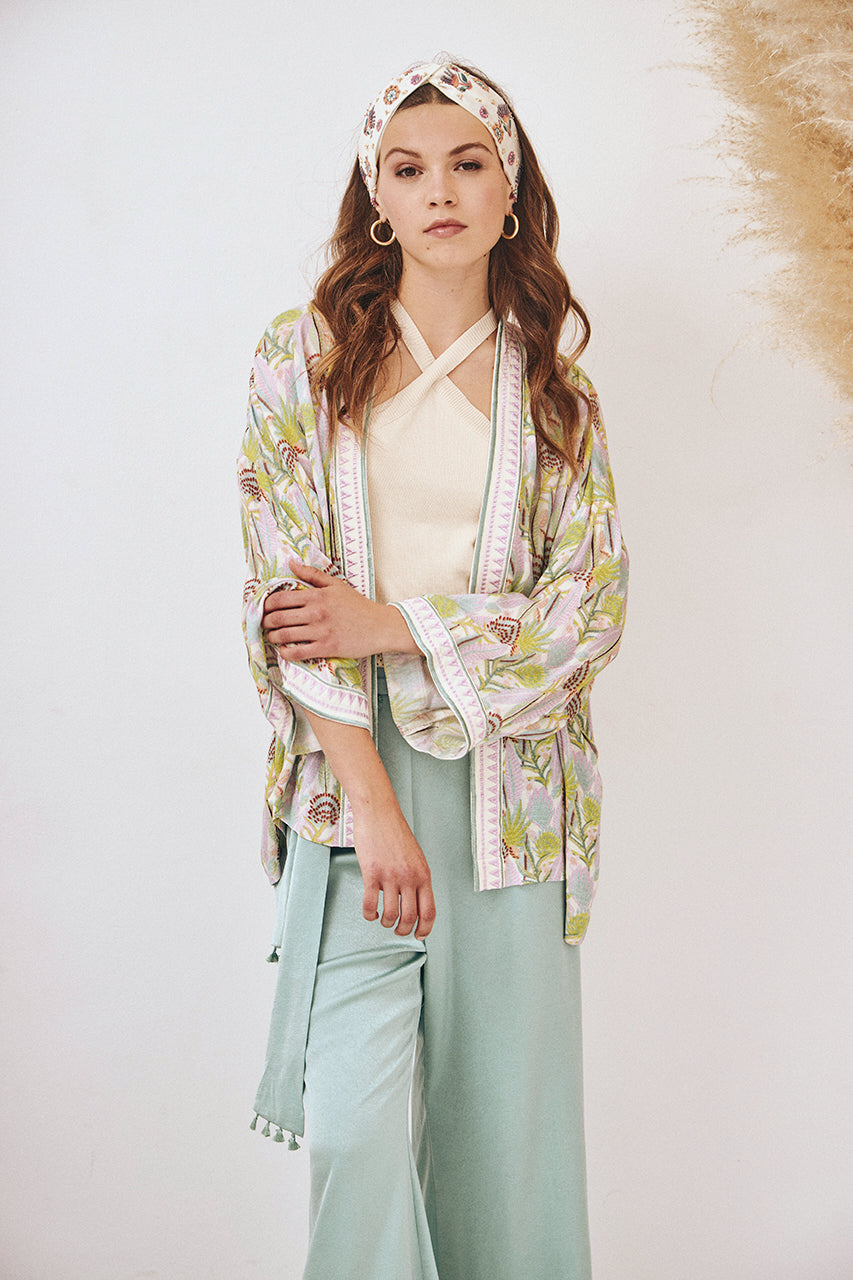 KIMONO ESTAMPADO CON BORDADO - VERDE