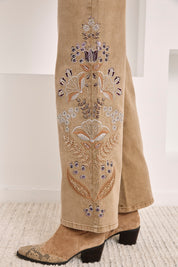 JEANS WIDE LEG BORDADOS - CAMEL