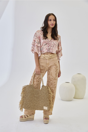 JEANS WITH EMBROIDERED LEAVES - CAMEL