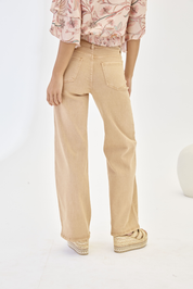 JEANS WITH EMBROIDERED LEAVES - CAMEL