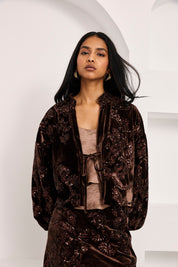 CHAQUETA ANUDADA TERCIOPELO LENTEJUELAS - CHOCOLATE