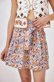 FALDA CORTA ESTAMPADA ANUDADA - AZUL