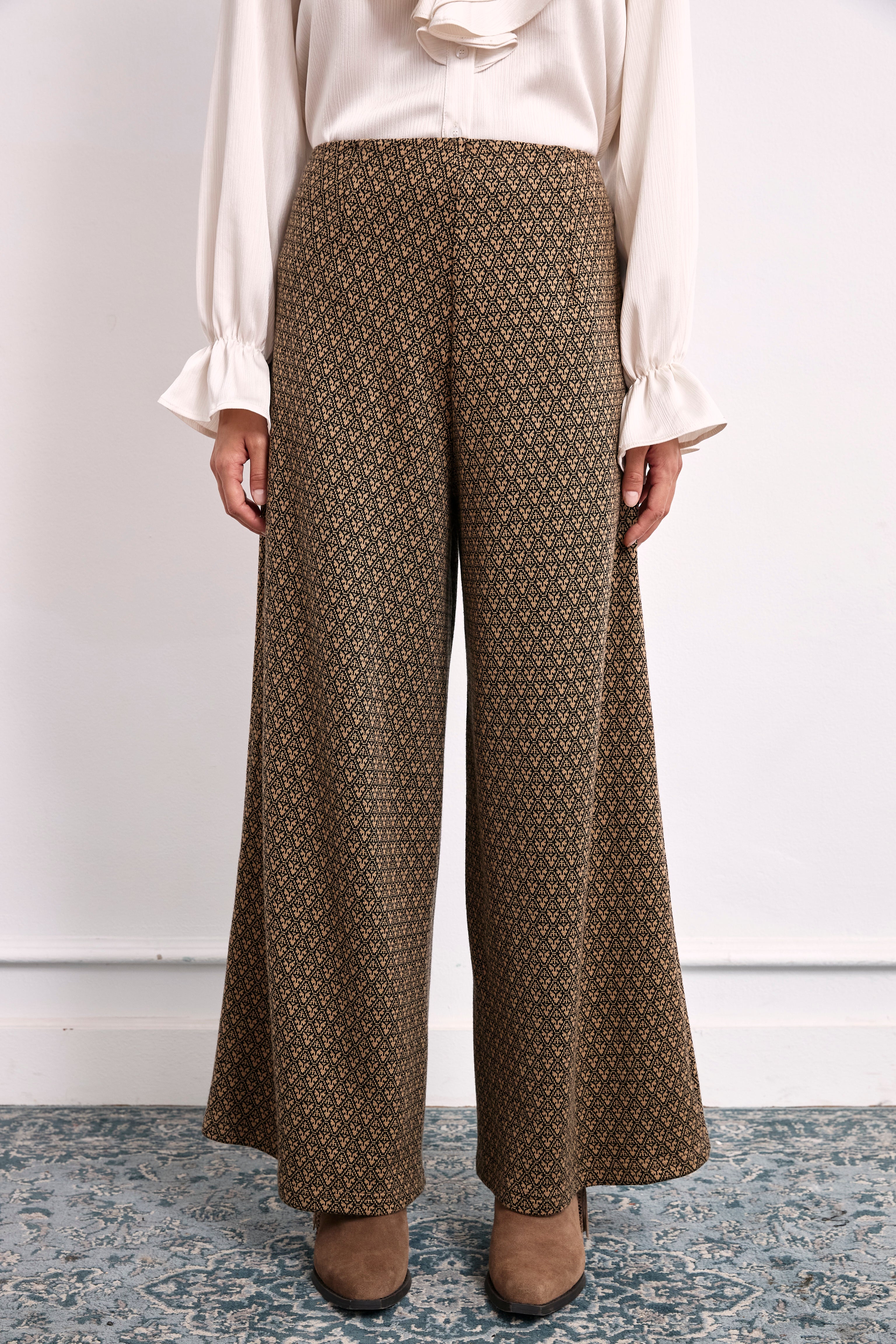 BICOLOR JACQUARD PATTERN TROUSERS - CAMEL