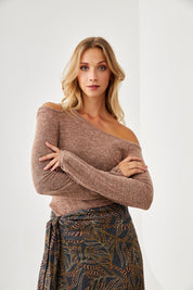 TOP ASIMÉTRICO CUT OUT HOMBRO - TAUPE