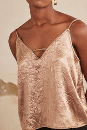 TOP DE TIRANTES CON FORNITURA - CAMEL