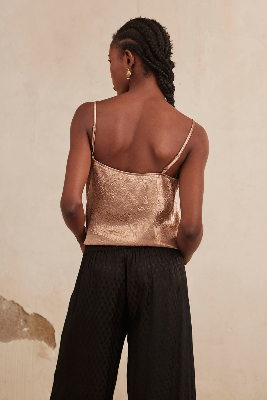 TOP DE TIRANTES CON FORNITURA - CAMEL
