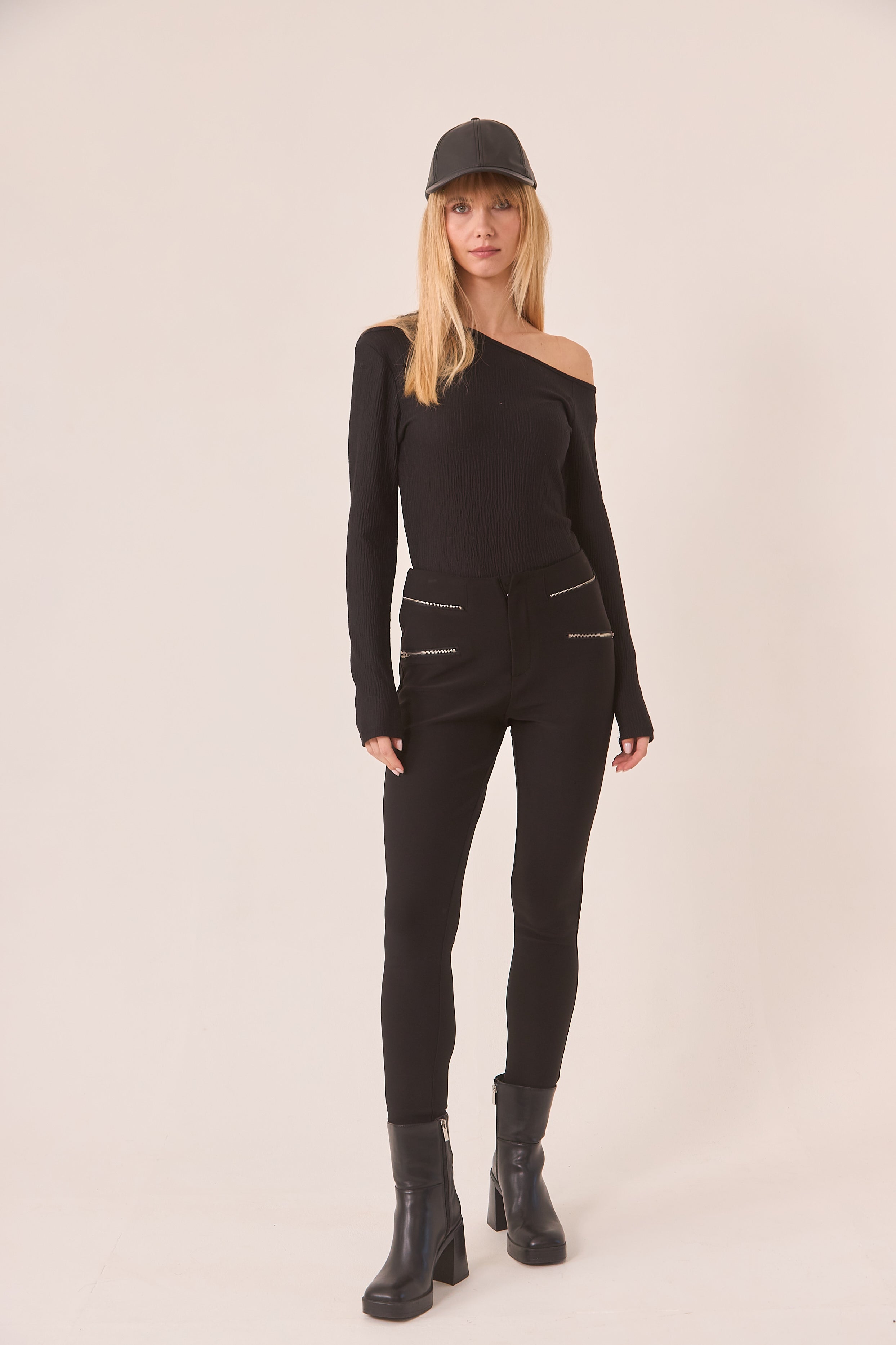 PANTALÓN SKINNY CREMALLERAS - BLACK
