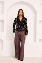 BLUSA TERCIOPELO FLOCADO FLORES - NEGRO
