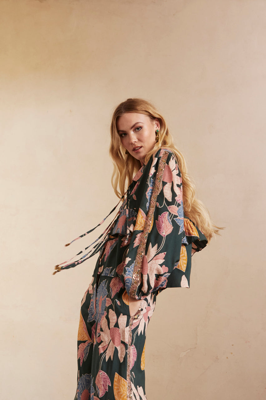 PRINTED LONG SLEEVE BLOUSE WITH EMBROIDERY - GREEN