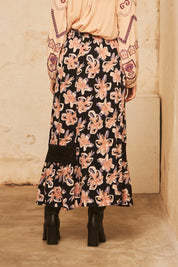FALDA LARGA ESTAMPADA CON BLONDA - BLACK