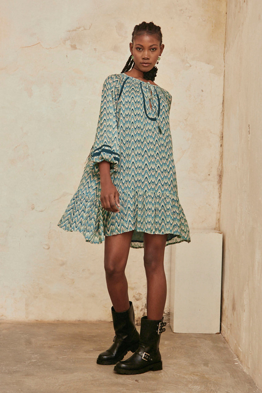 SHORT DRESS WITH LONG SLEEVES AND PRINTED LACE - TURQUOISE