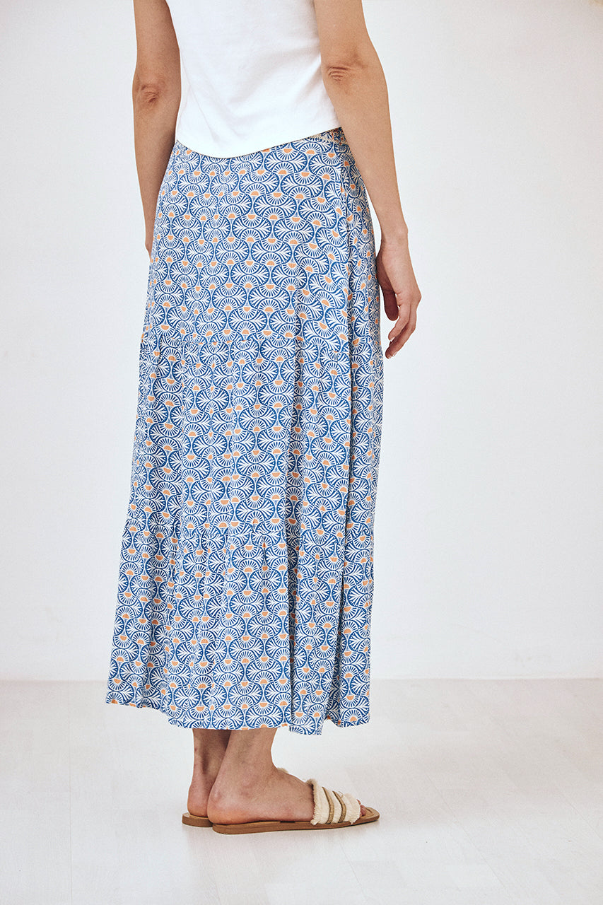 FALDA PAREO MIDI CON ESTAMPADO BORDADO - AZUL
