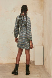 SHORT DRESS WITH LONG SLEEVES AND EMBROIDERY PRINTED - GREEN