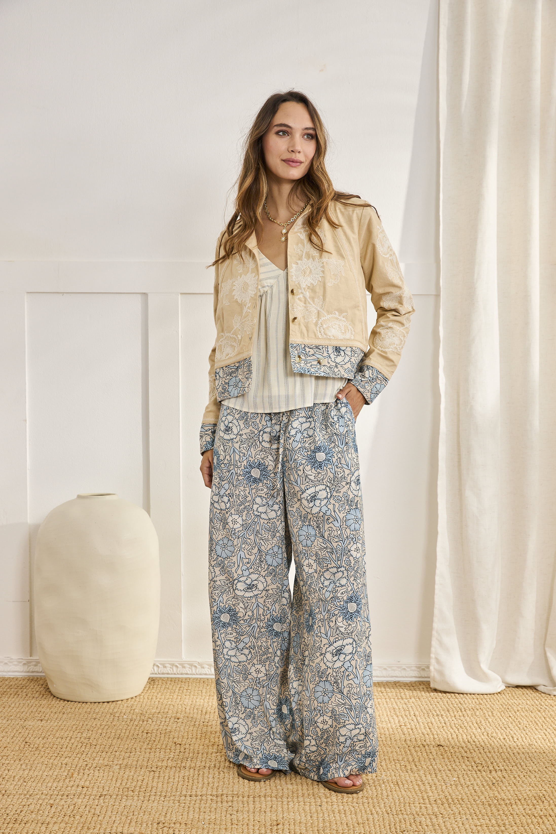 FLORAL PRINT TROUSERS - BLUE