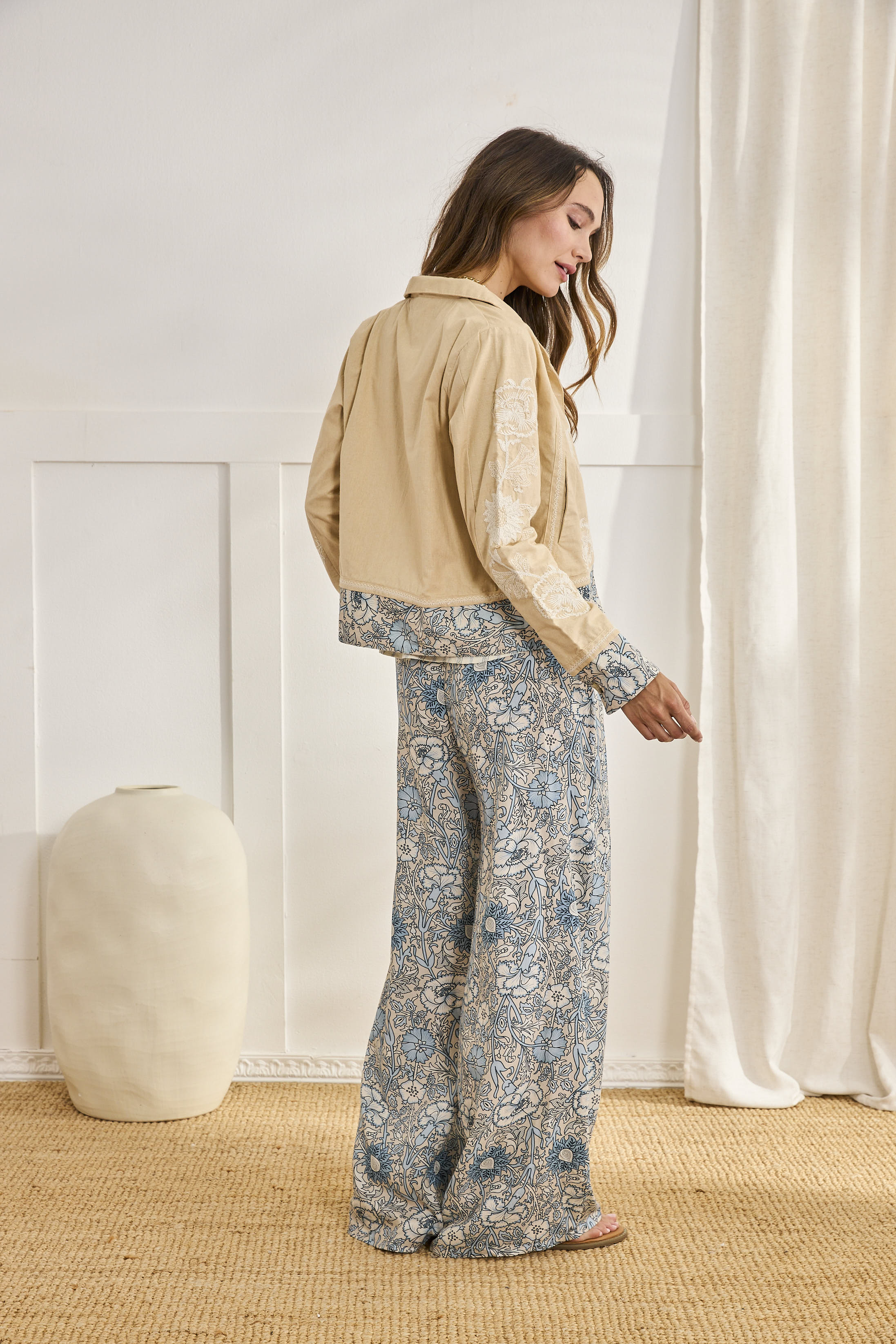 FLORAL PRINT TROUSERS - BLUE
