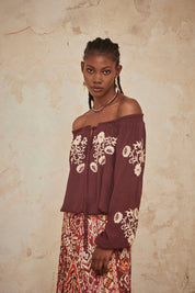 BLUSA MANGA LARGA BORDADA - WINE