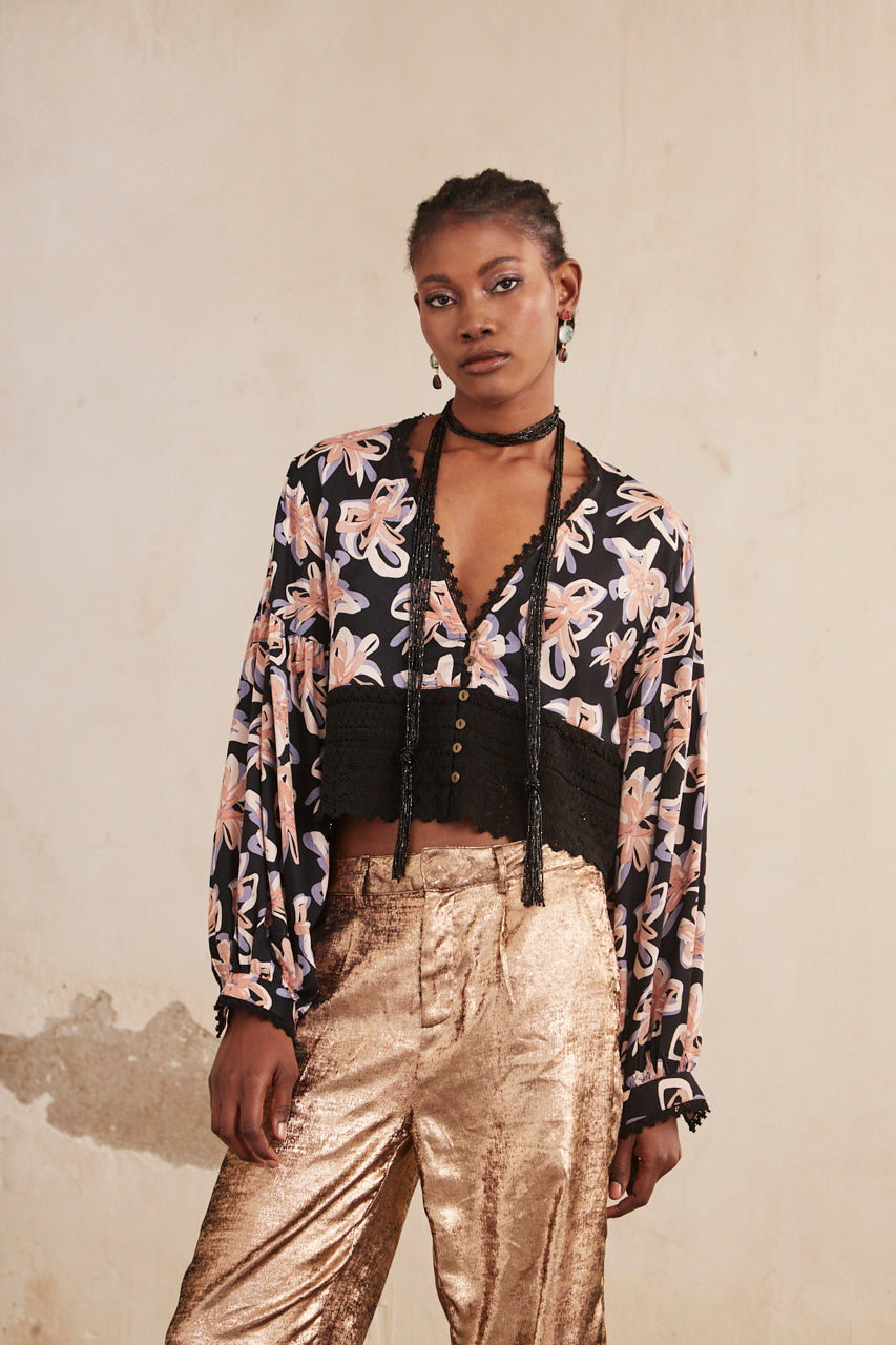 PRINTED LONG SLEEVE SHORT BLOUSE WITH BLONDE - BLACK