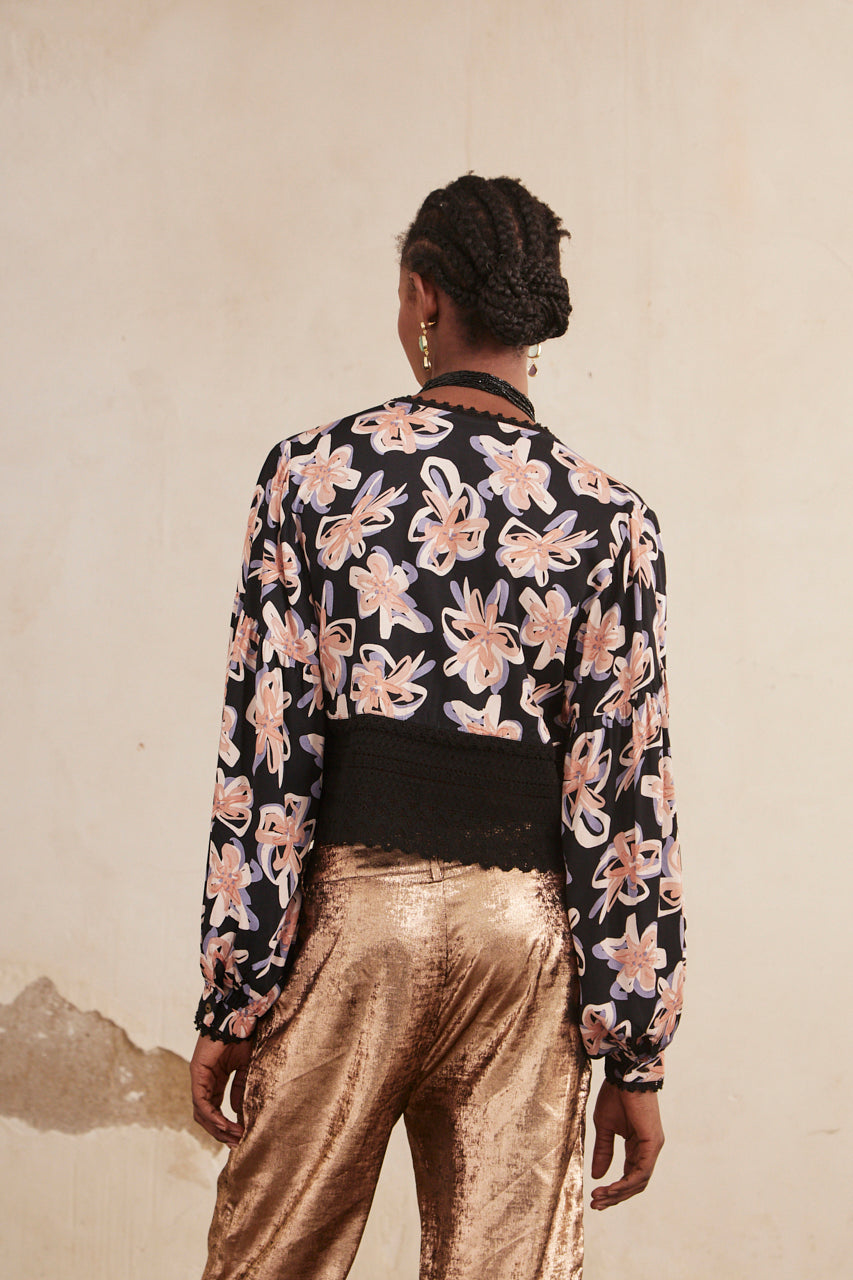 PRINTED LONG SLEEVE SHORT BLOUSE WITH BLONDE - BLACK