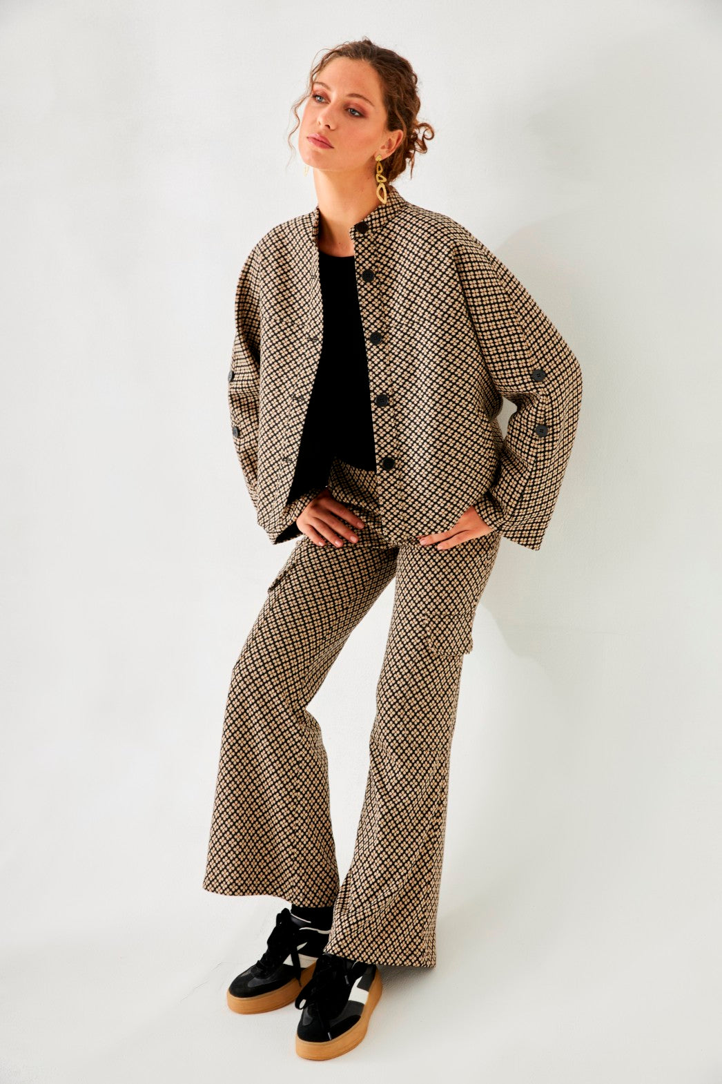 CHAQUETA MAO PATTERN - BLACK