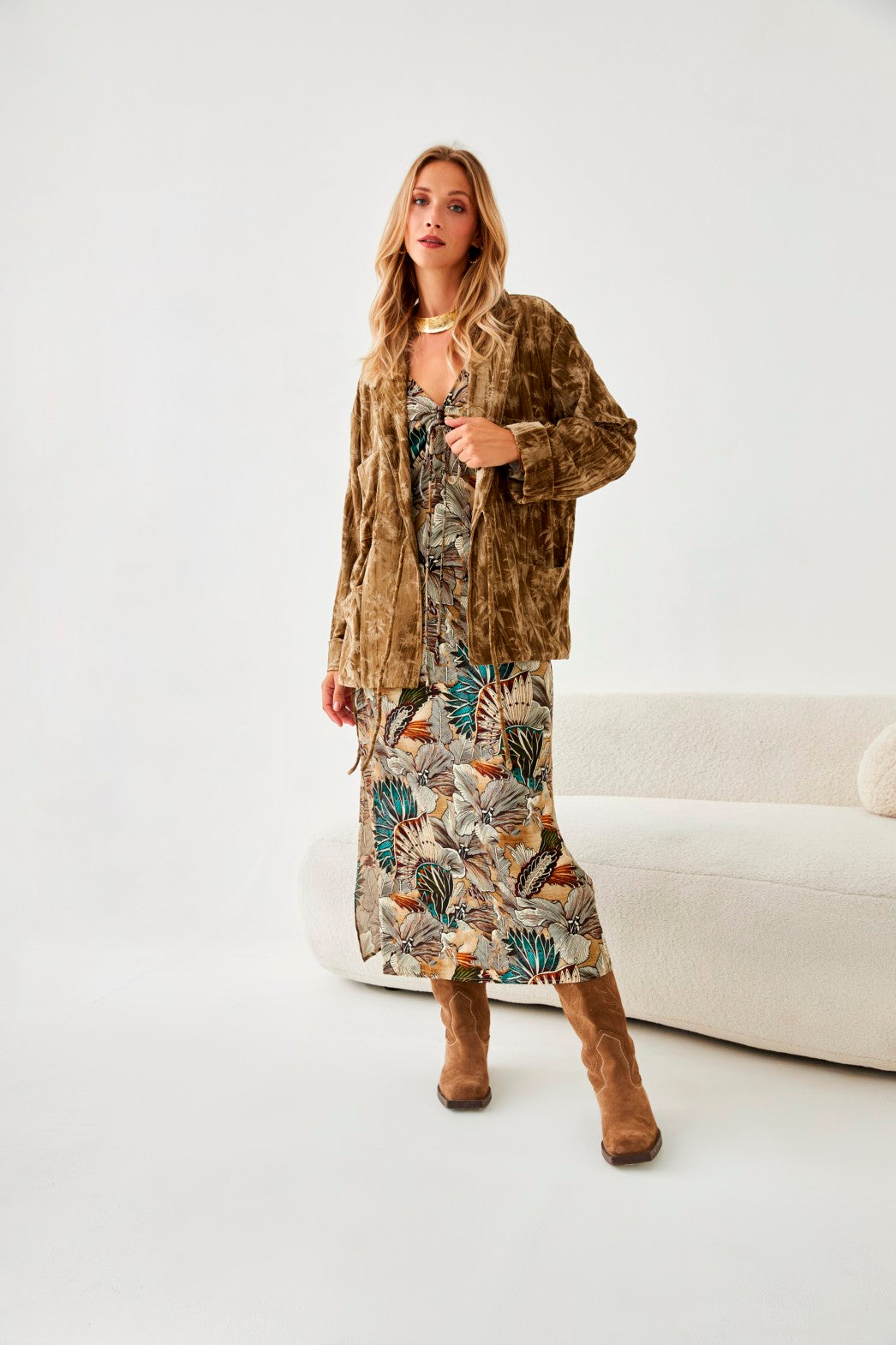 CHAQUETA CRUZADA TIRAS ATAR TERCIOPELO PALMERITAS - GOLDEN