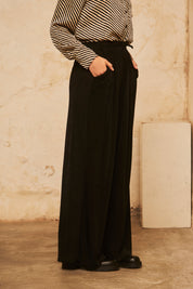Wide-legged knit trousers with lurex - black