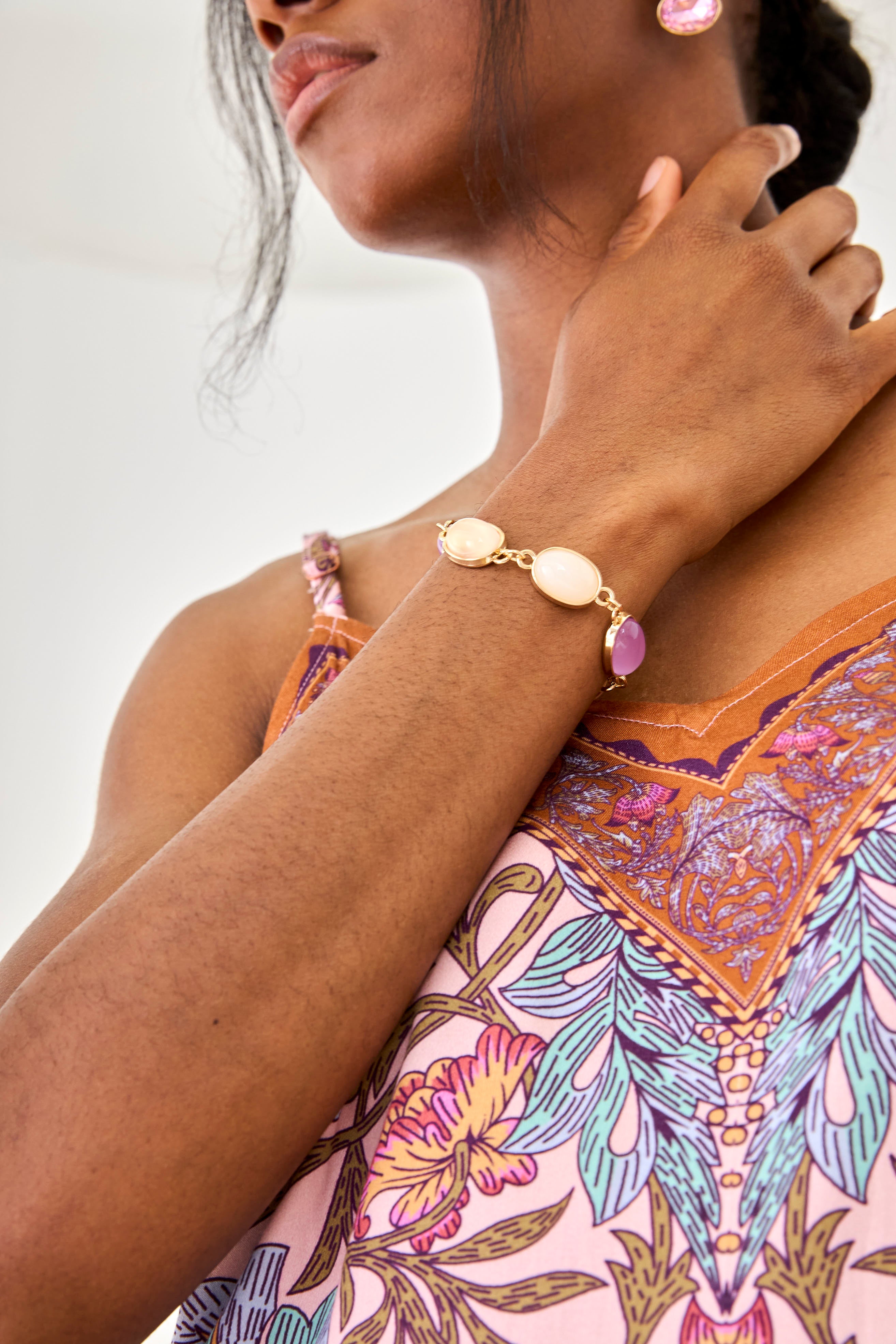 GEOMETRIC BEAD BRACELET - VIOLET