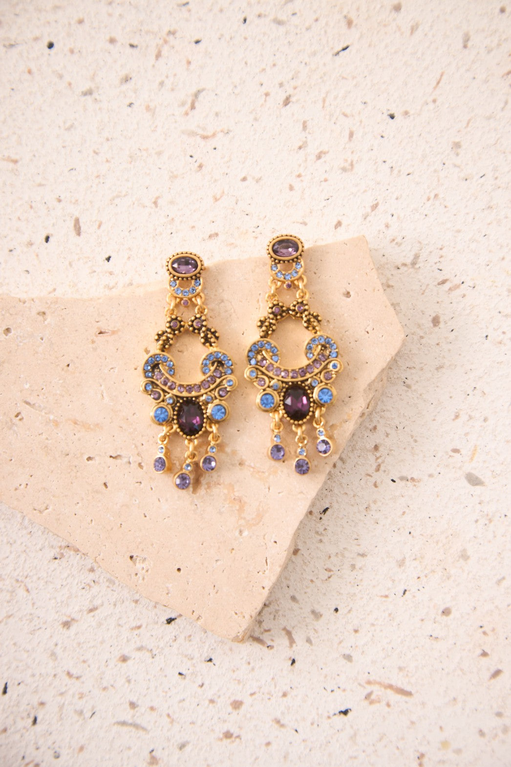 PENDIENTES DORADOS PIEDRAS - VIOLET