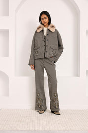 CHAQUETA JACQUARD ADAMADO CUELLO PELO - NEGRO