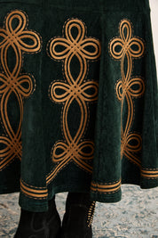 CONTRAST EMBROIDERED VELVET SKIRT - GREEN