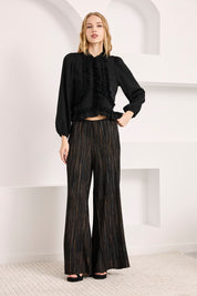 BLUSA VOLANTES Y PASAMANERÍA - NEGRO