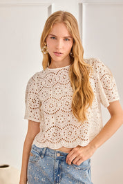 LACE FLORAL BLOUSE - WHITE