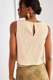 TOP PATTERN EMBROIDERY - CAMEL