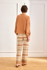 OVERSIZED LINEN BLOUSE WITH MAO PINSTRIPE - CAMEL
