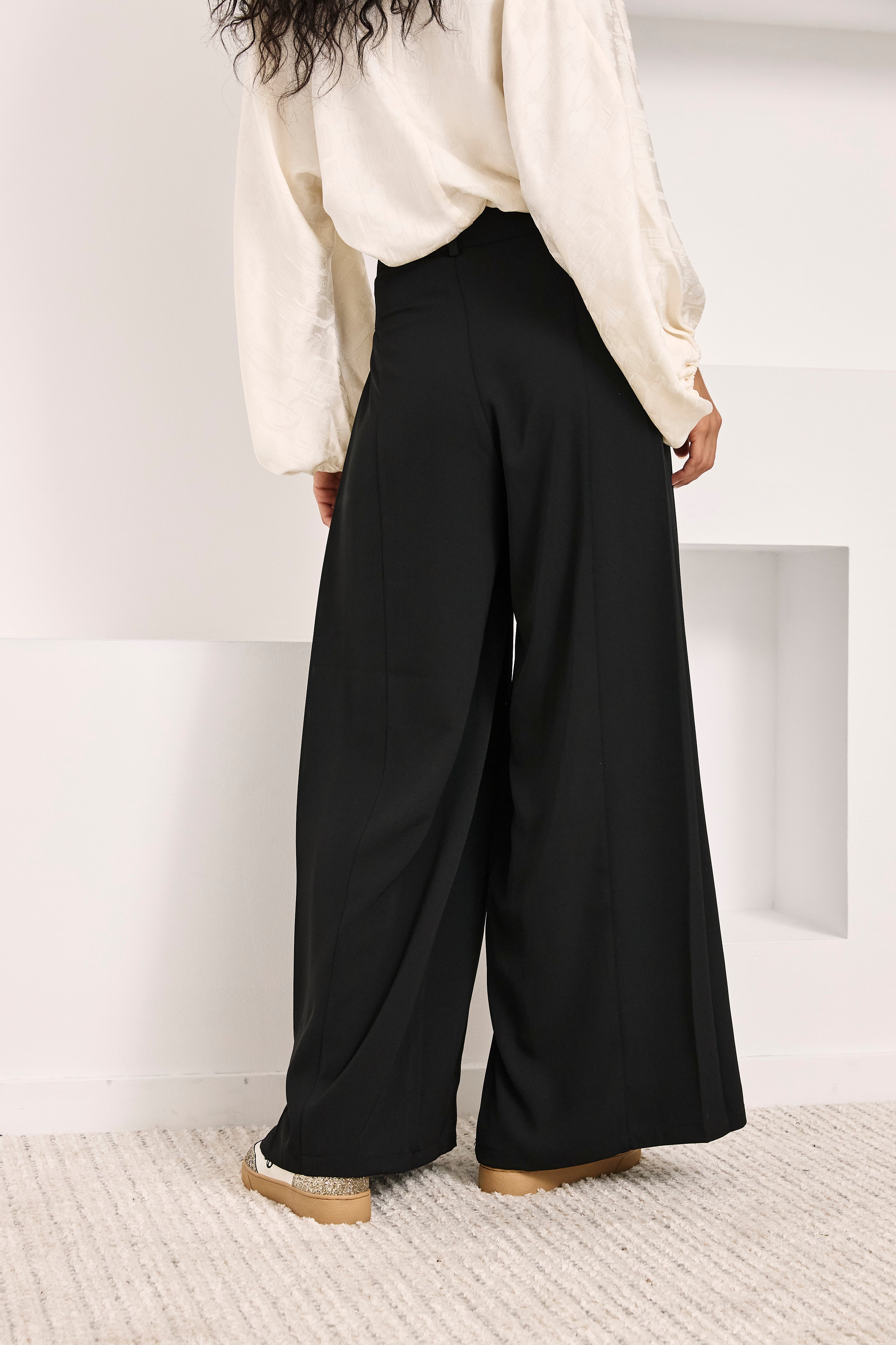 PANTALÓN SASTRE PALAZZO PINZAS - NEGRO