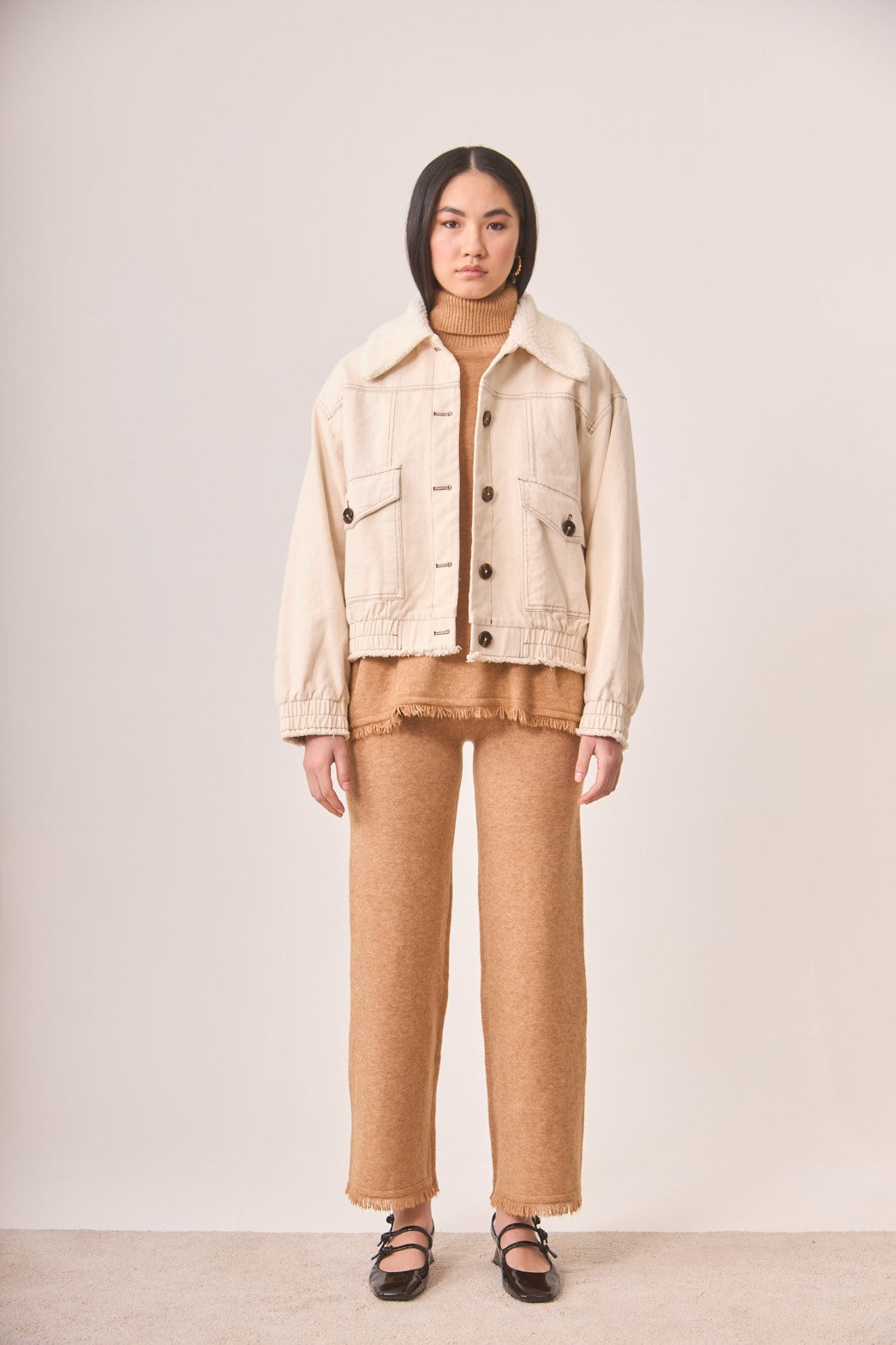CHAQUETA DENIM CUELLO BORREGUITO - IVORY