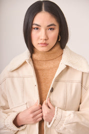 CHAQUETA DENIM CUELLO BORREGUITO - IVORY