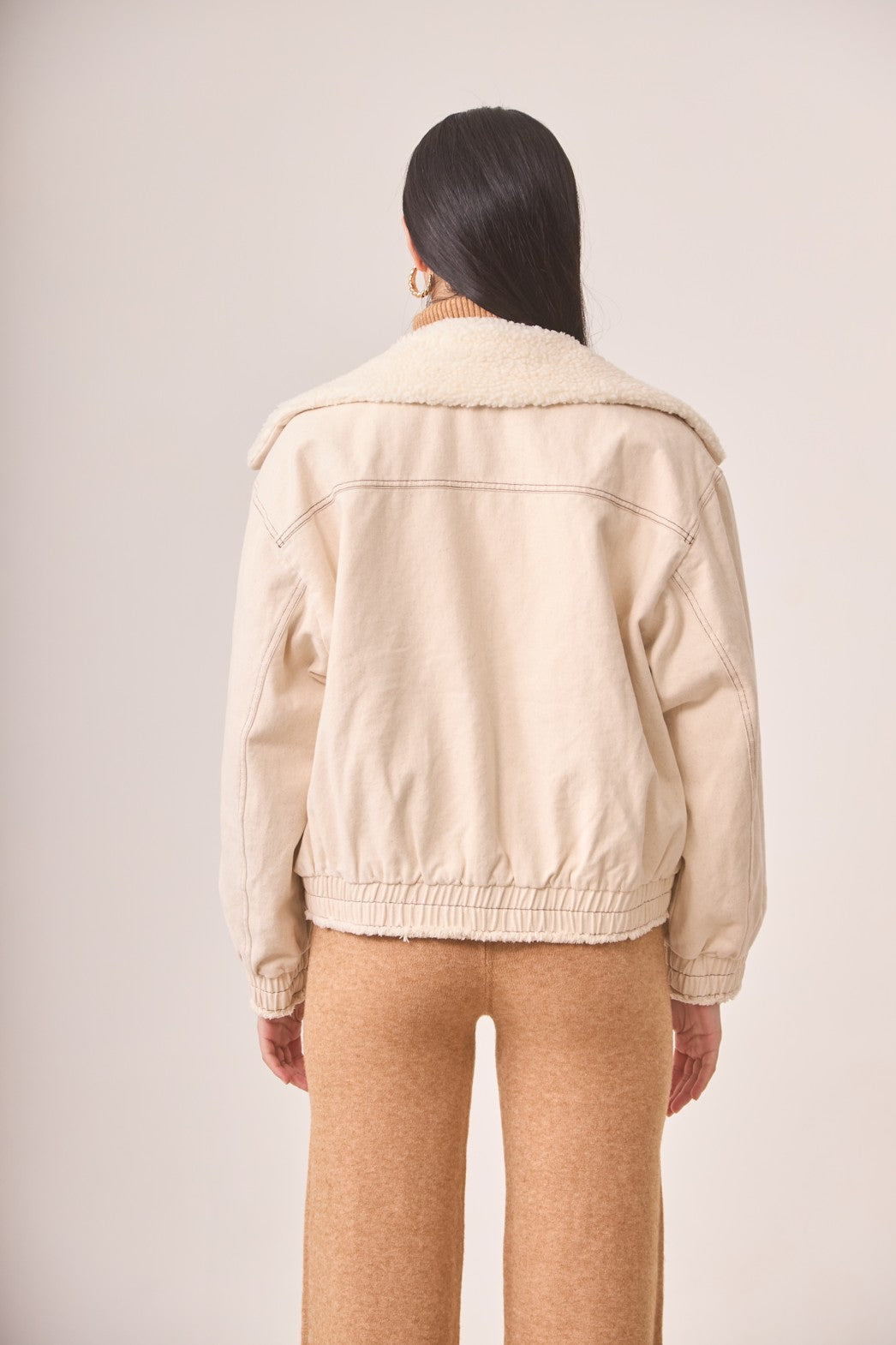 CHAQUETA DENIM CUELLO BORREGUITO - IVORY
