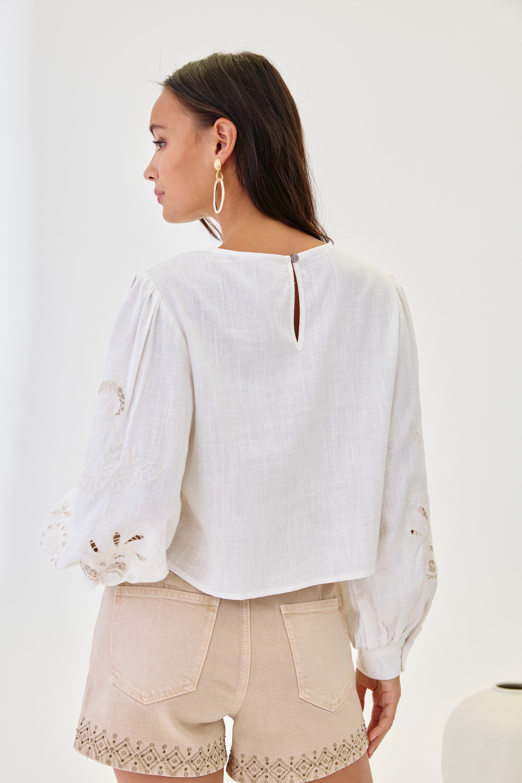 LINEN BLOUSE WITH OPENWORK - RAW