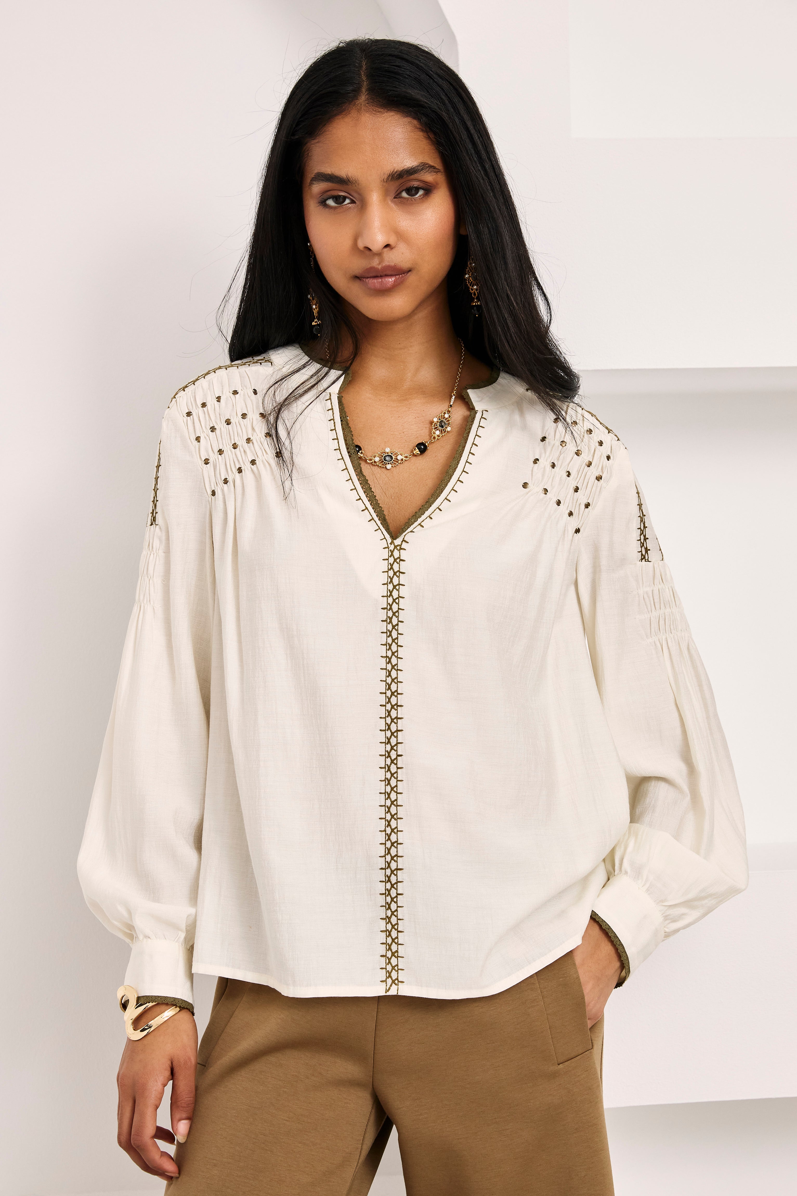 LX.ZAINAB-000029_1.jpg