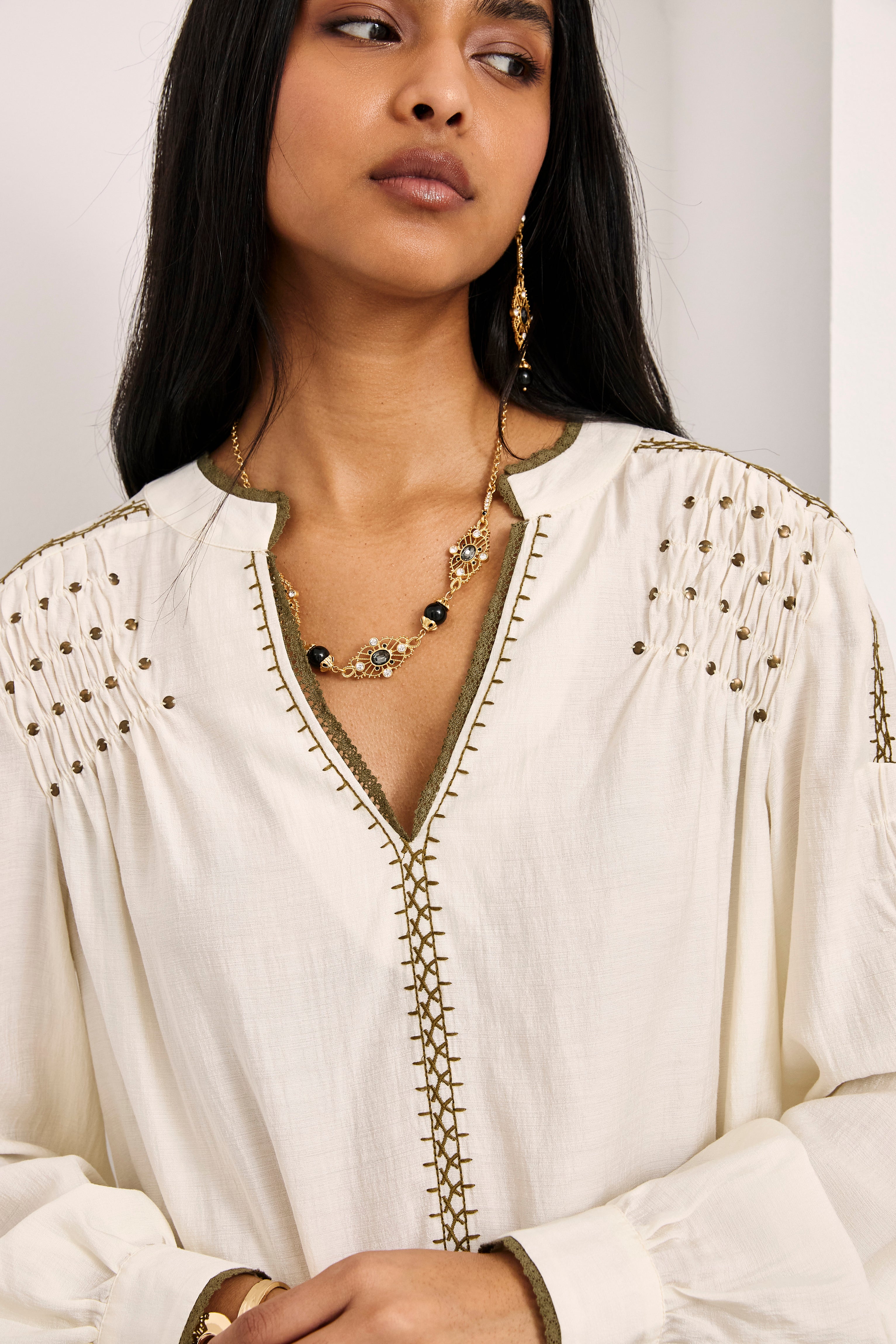 LX.ZAINAB-000029_2.jpg