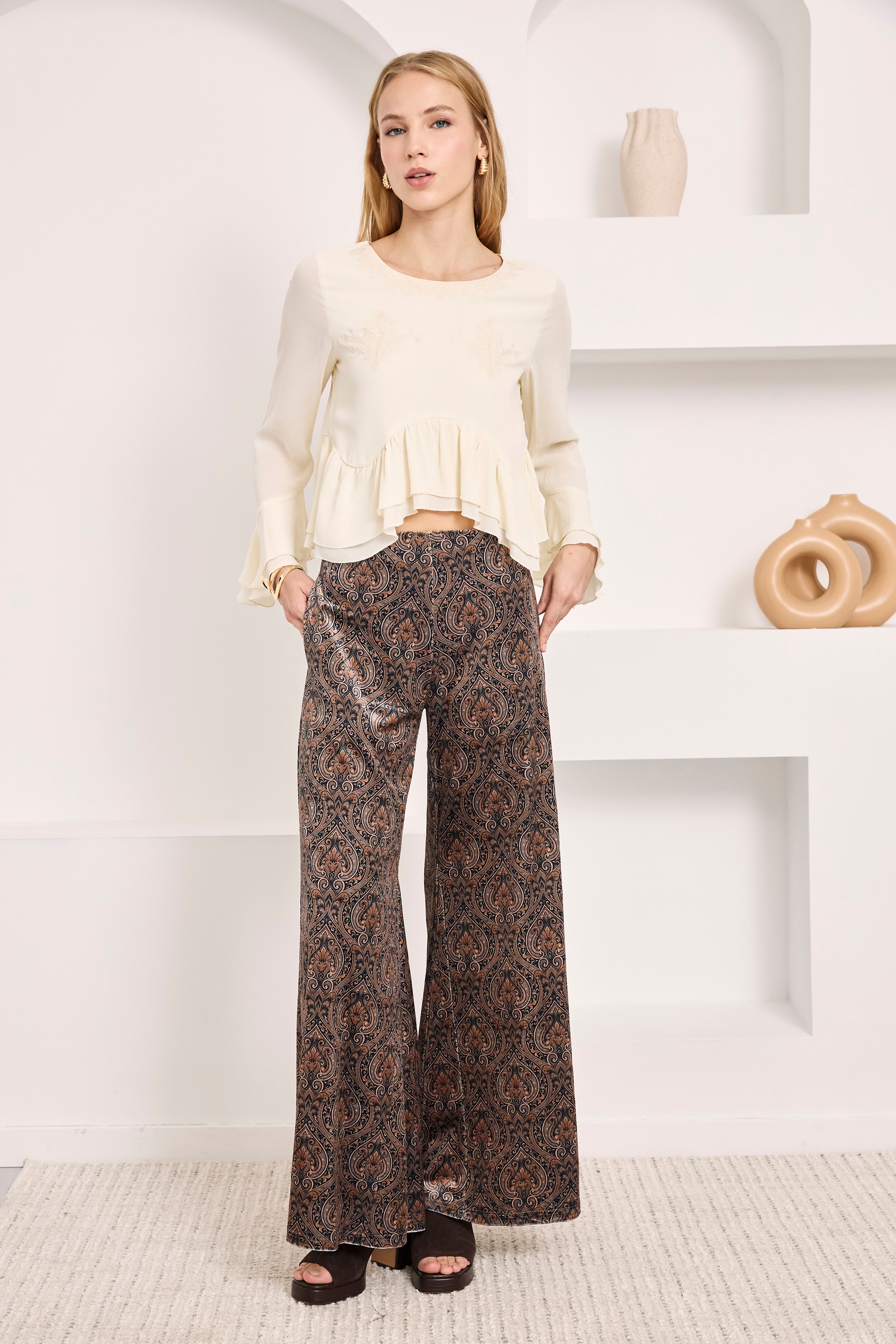 LX.ZARNITA-000074_3_32cd349b-ecbd-4eea-93e5-8fc8856fd9d7.jpg
