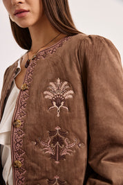 CHAQUETA ANTELINA BORDADOS FLORALES - CAMEL