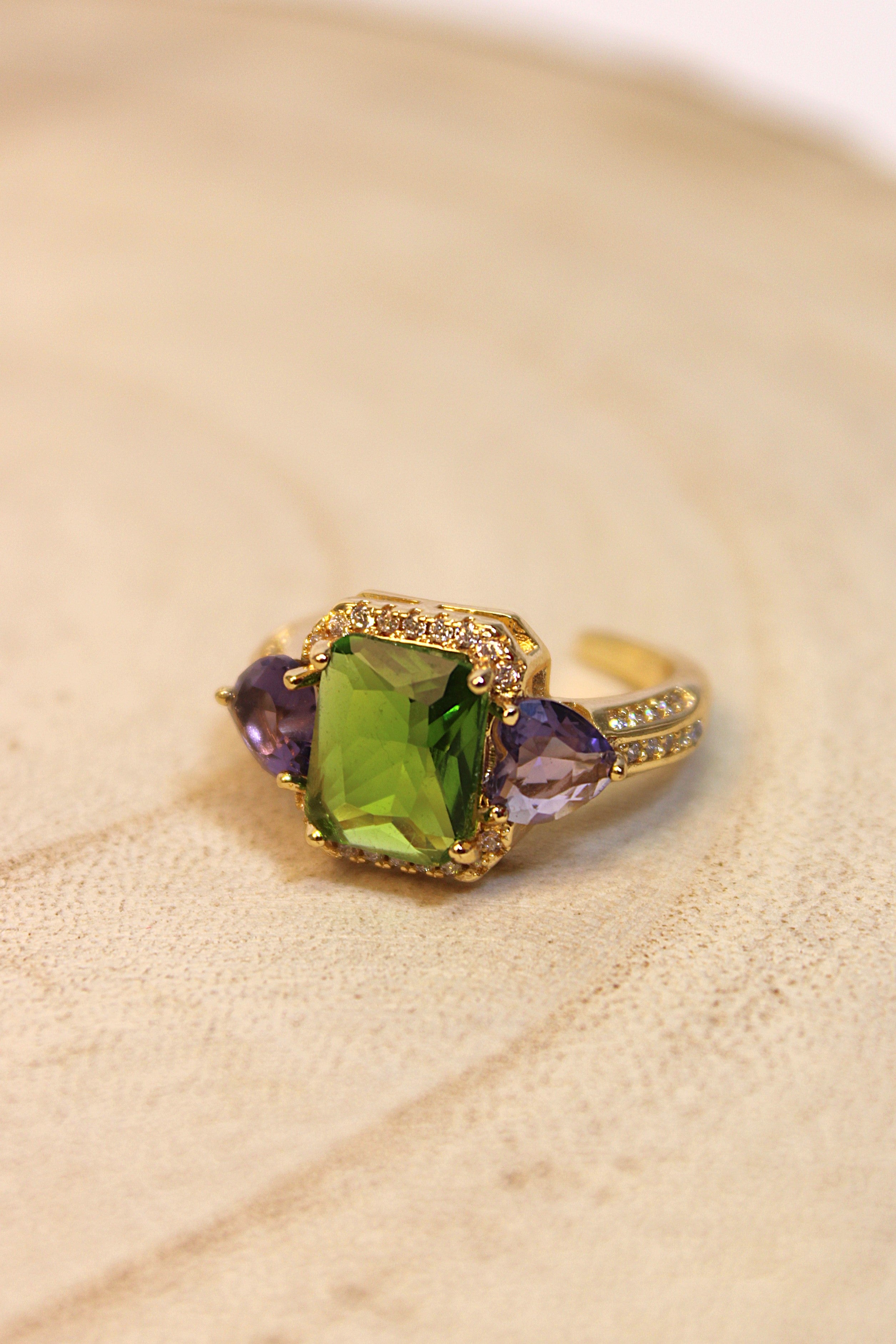 ANILLO PIEDRAS CORAZONES - GREEN