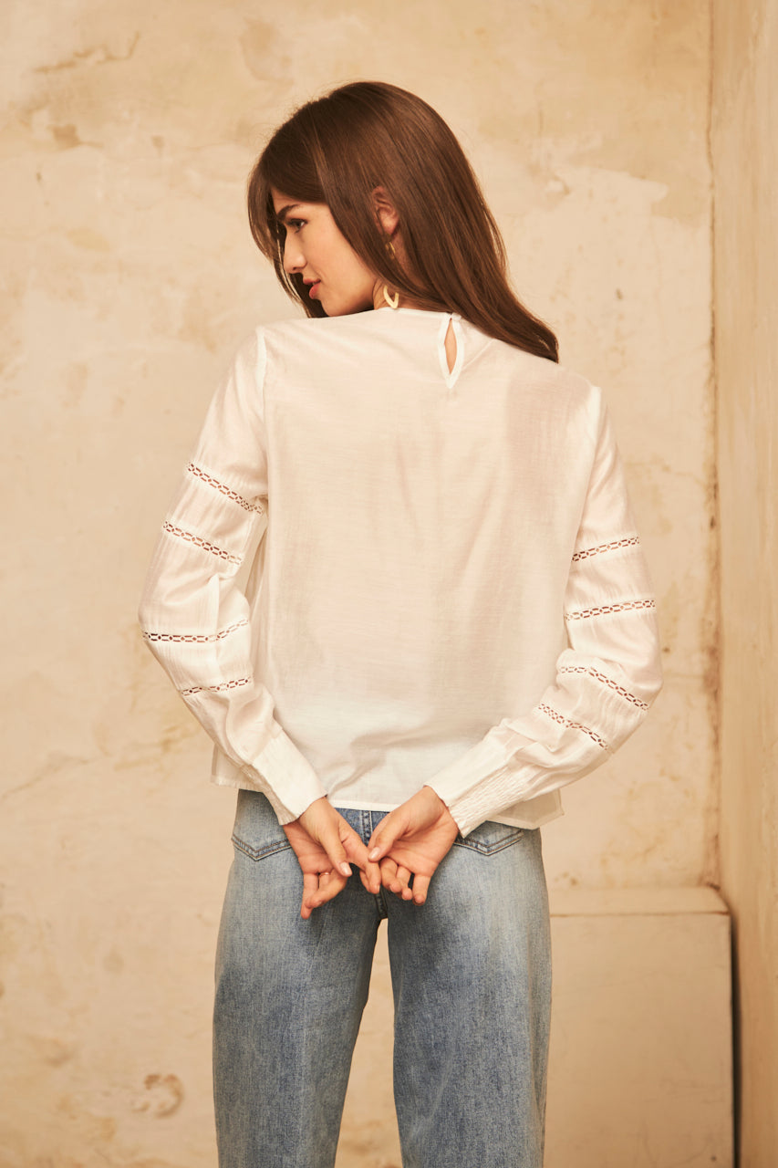 LONG SLEEVE BLOUSE WITH MATCHING BLONDE - WHITE