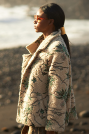 ABRIGO CORTO BORREGUITO FANTASÍA  - IVORY