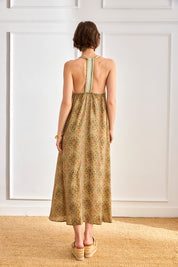 VESTIDO ESTAMPADO ESPALDA CINTA BORDADA - VERDE